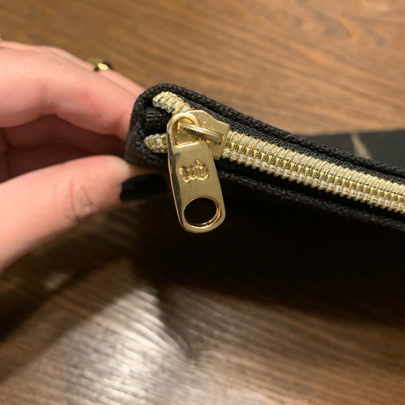 LIMITED EDITION Urban Decay Makeup Bag - Picture 5 of 7